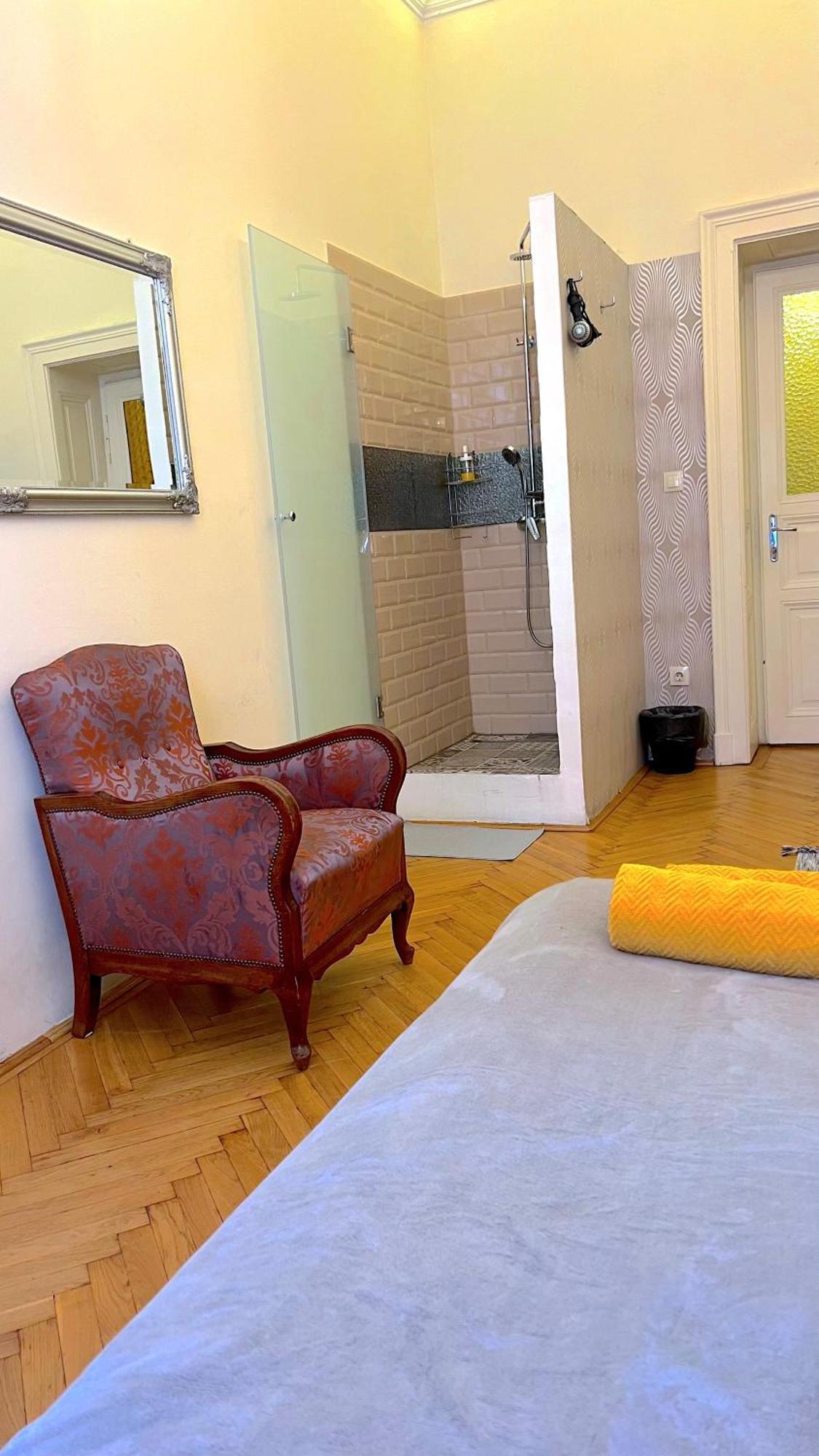 Best Of Guest House By Small Home بودابست المظهر الخارجي الصورة