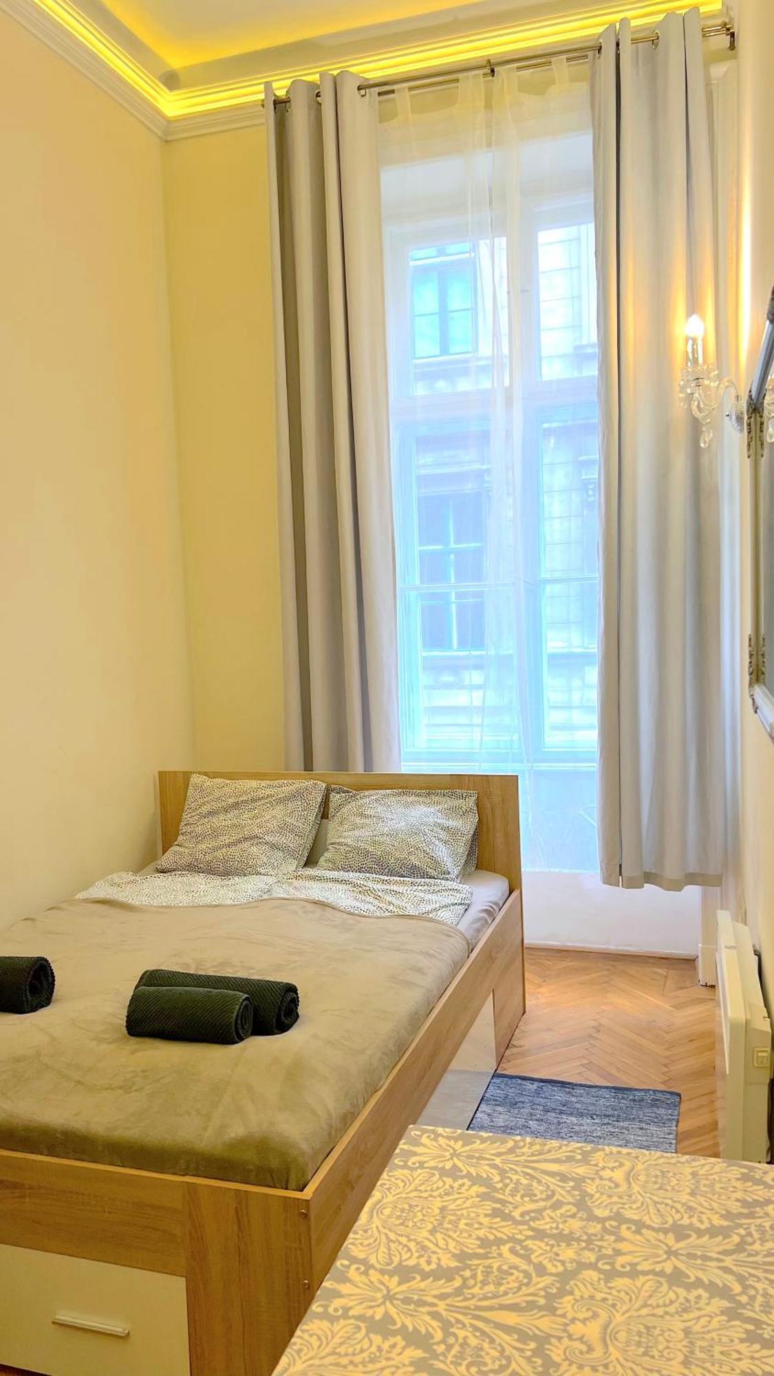 Best Of Guest House By Small Home بودابست المظهر الخارجي الصورة